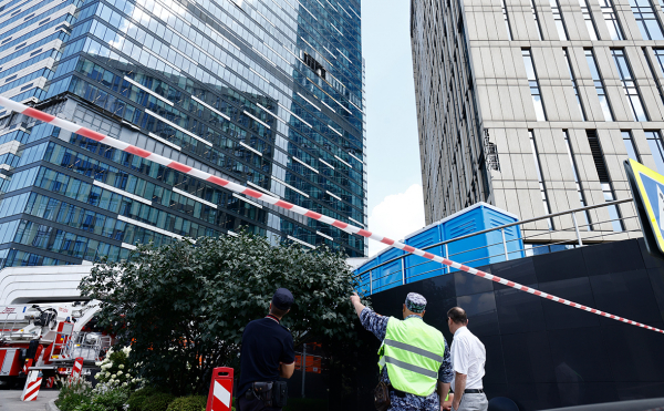 
                    Собянин сообщил о сбитом на подлете к Москве дроне
                