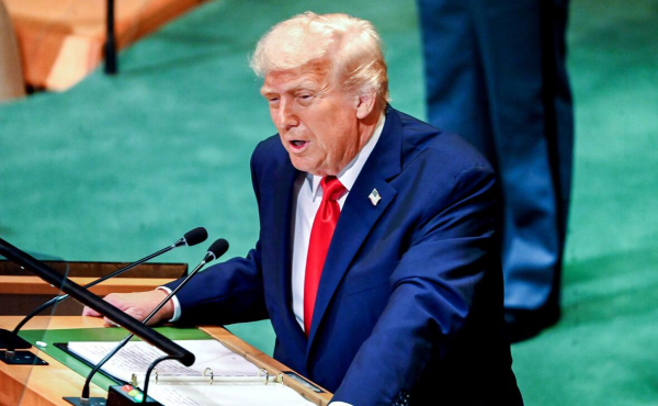 Киев потребовал ответа на два вопроса после заявлений Трампа
Киев потребовал ответа на два вопроса после заявлений Трампа