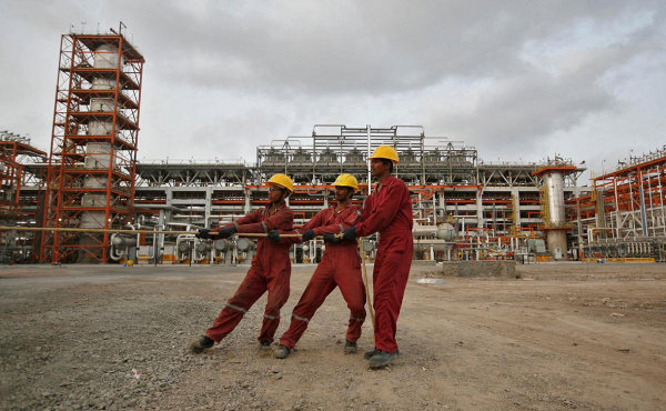 Китайские НПЗ отказались почти от половины импорта нефти из России
Китайские НПЗ отказались почти от половины импорта нефти из России