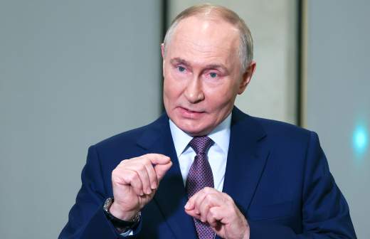 
                    Оверчук заявил о невозможности поставить Россию на колени санкциями

        
