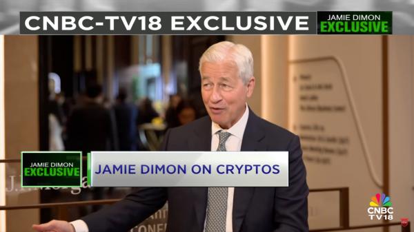 Гендиректор JPMorgan не видит в стейблкоинах угрозы банкам