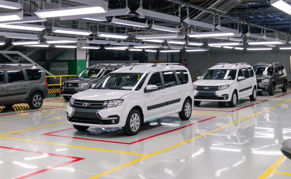 АвтоВАЗ возобновил продажи Lada Largus после проверки клапана
АвтоВАЗ возобновил продажи Lada Largus после проверки клапана