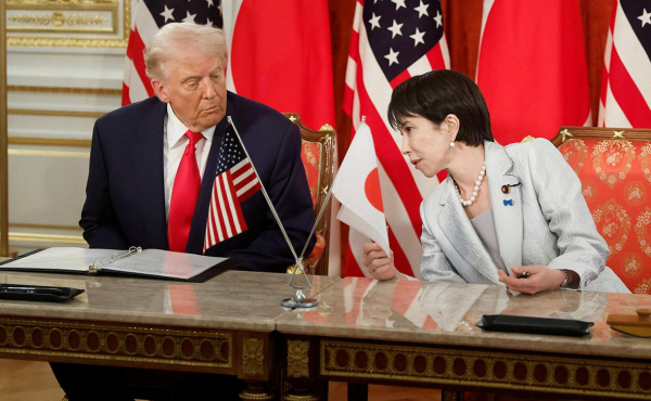 Новый премьер Японии номинировала Трампа на Нобелевскую премию мира
Новый премьер Японии номинировала Трампа на Нобелевскую премию мира