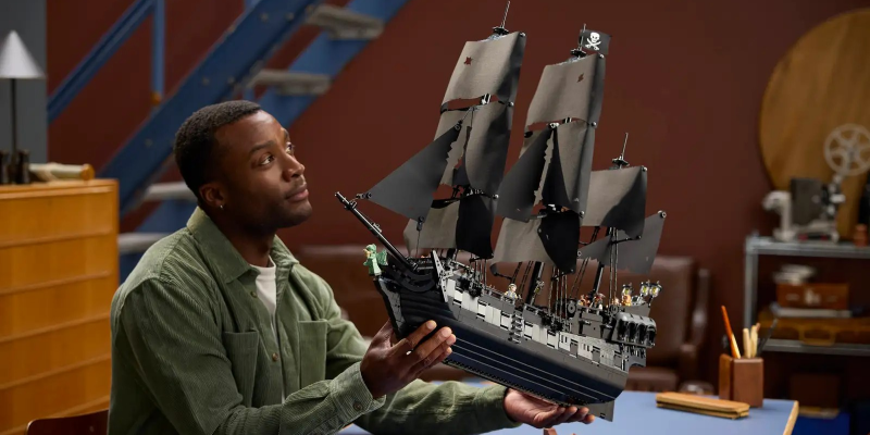 Lego показала гигантский набор с Чёрной жемчужиной из «Пиратов Карибского моря»