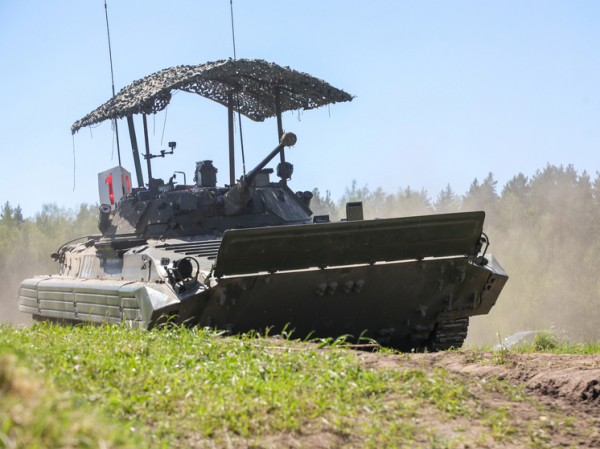 Российские военные ликвидировали в ДНР украинский самоходный "Пион"